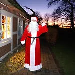 Luxus-landhaus Nordsee, Sommer-pool, Kaminofen, Grosse Terrasse, Grill, 2 Schlafzimmer, Kueche, Bad, Wlan, * Hemmoor