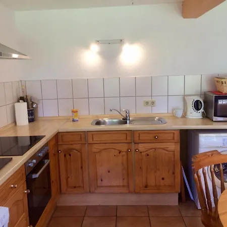 Luxus-landhaus Nordsee, Sommer-pool, Kaminofen, Grosse Terrasse, Grill, 2 Schlafzimmer, Kueche, Bad, Wlan, Appartamento Hemmoor