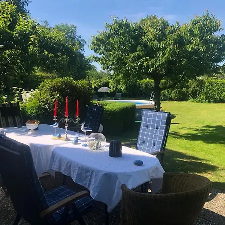 Luxus-landhaus Nordsee, Sommer-pool, Kaminofen, Grosse Terrasse, Grill, 2 Schlafzimmer, Kueche, Bad, Wlan, Appartamento *