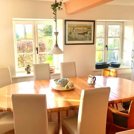 Kamin Ofen Wohnung -Altes Landhaus Oste- 2 Schlafzimmer, Terrasse, Pool, Kueche, Bad,Wlan,Kuehl Im Sommer, Nah Am Nordsee Strand *