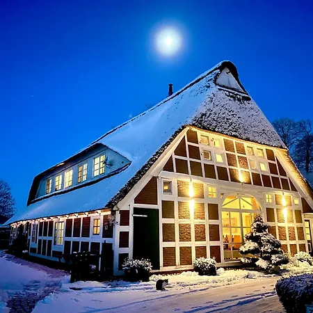 Kamin Ofen Wohnung -Altes Landhaus Oste- 2 Schlafzimmer, Terrasse, Pool, Kueche, Bad,Wlan,Kuehl Im Sommer, Nah Am Nordsee Strand Apartment Hemmoor