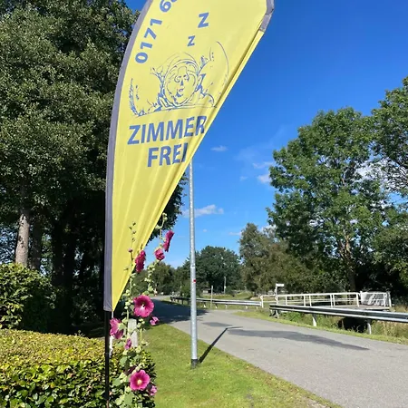 Kamin Ofen -altes Oste- 2 Schlafzimmer, Terrasse, Grill, Kueche, Bad, Wlan, Nah Am Nordsee Apartman Hemmoor