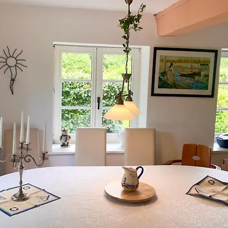 Kamin Ofen Wohnung -Altes Landhaus Oste- 2 Schlafzimmer, Terrasse, Pool, Kueche, Bad,Wlan,Kuehl Im Sommer, Nah Am Nordsee Strand Hemmoor