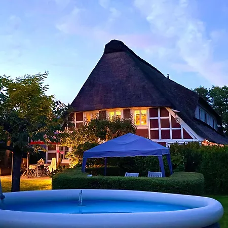 Kamin Ofen -altes Oste- 2 Schlafzimmer, Terrasse, Grill, Kueche, Bad, Wlan, Nah Am Nordsee Hemmoor