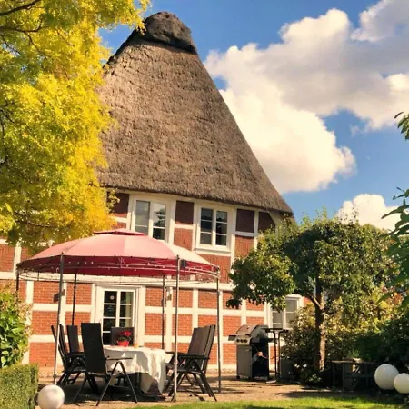 Apartman Kamin Ofen -altes Oste- 2 Schlafzimmer, Terrasse, Grill, Kueche, Bad, Wlan, Nah Am Nordsee Hemmoor