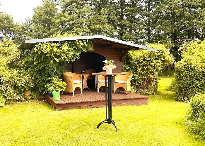 Luxus-landhaus Nordsee, Sommer-pool, Kaminofen, Grosse Terrasse, Grill, 2 Schlafzimmer, Kueche, Bad, Wlan, * Hemmoor