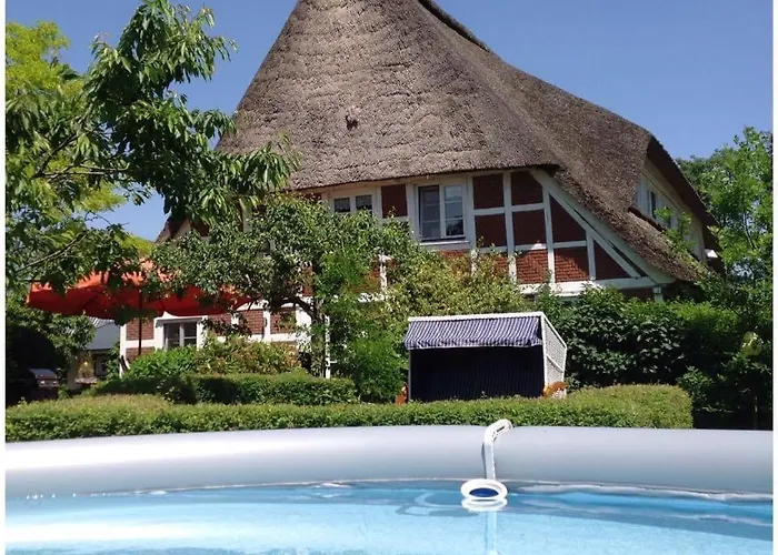 Luxus-Landhaus Nordsee, Sommer-Pool, Kaminofen, Grosse Terrasse, Grill, 2 Schlafzimmer, Kueche, Bad, Wlan, 아파트