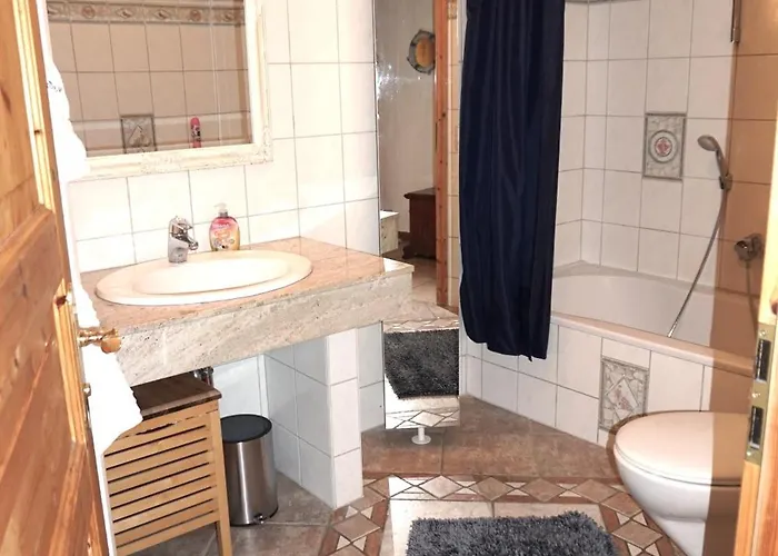 Luxus-Landhaus Nordsee, Sommer-Pool, Kaminofen, Grosse Terrasse, Grill, 2 Schlafzimmer, Kueche, Bad, Wlan,