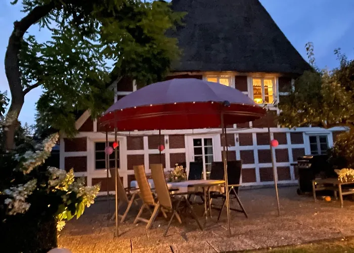 شقة Luxus-landhaus Nordsee, Sommer-pool, Kaminofen, Grosse Terrasse, Grill, 2 Schlafzimmer, Kueche, Bad, Wlan, *